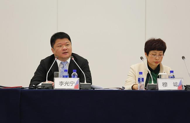 打造一流的国际化综合型企业集团 华发集团举行2014年总结表彰大会